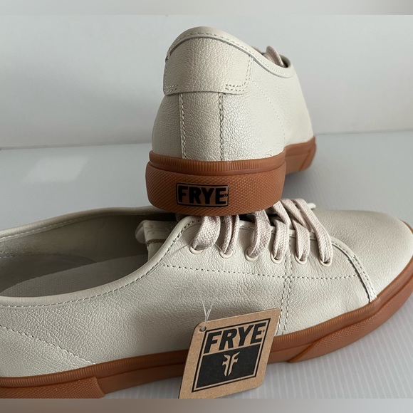 Frye Gia Low Lace Genuine Soft Leather Upper Sneakers sz 9.5M US - Picture 9 of 13
